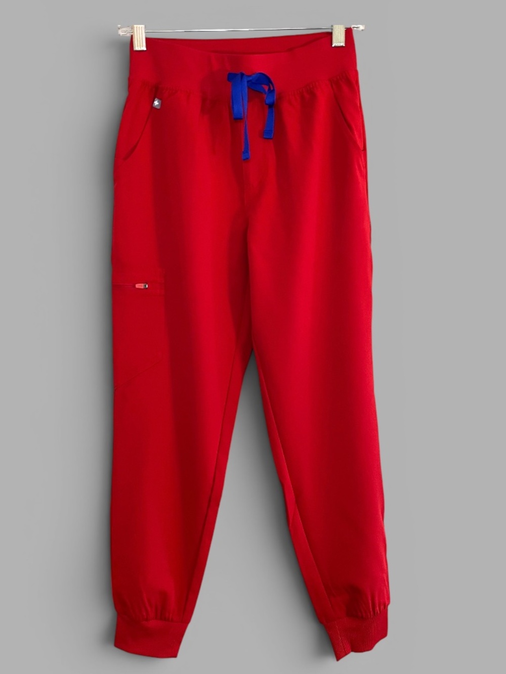Figs Winning Red (PO# 5623) High Waisted Zamora Scrub Joggers Size XSP NWOT